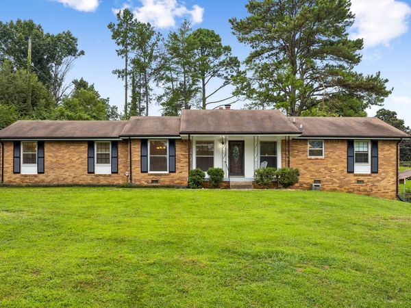 2322 Canterbury Rd , Clarksville, TN 37043