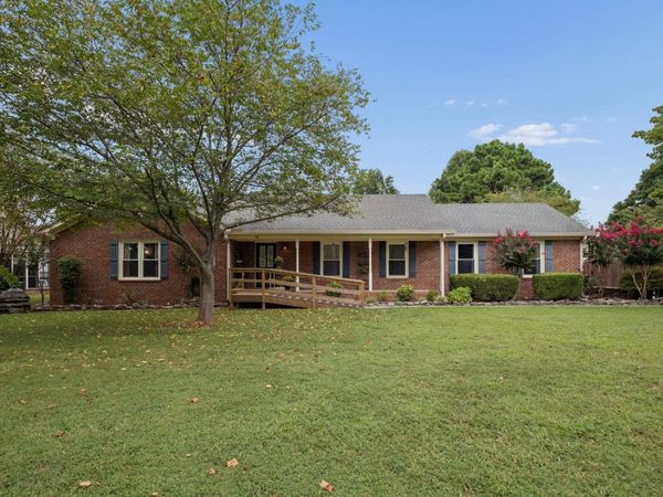 518 Winthorne Ct, Murfreesboro, TN 37129