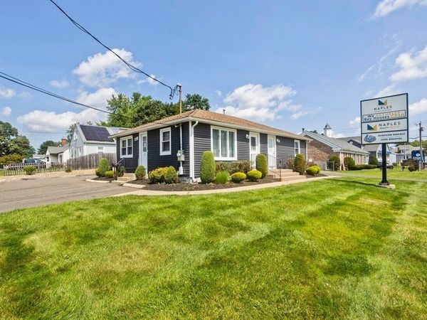 660 Springfield St, Agawam, MA 01030