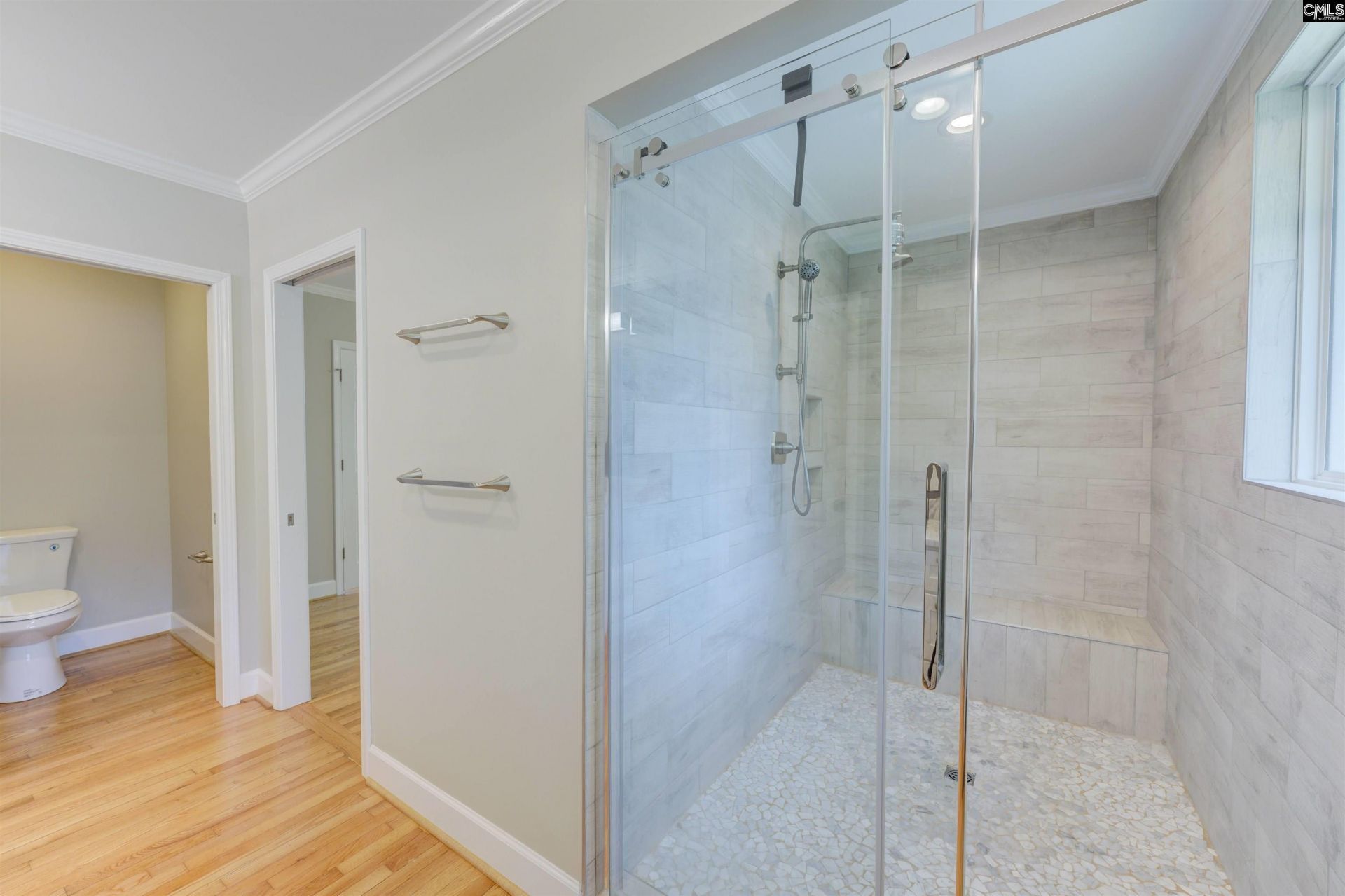 2837/2839 Burney Drive  Photo 4