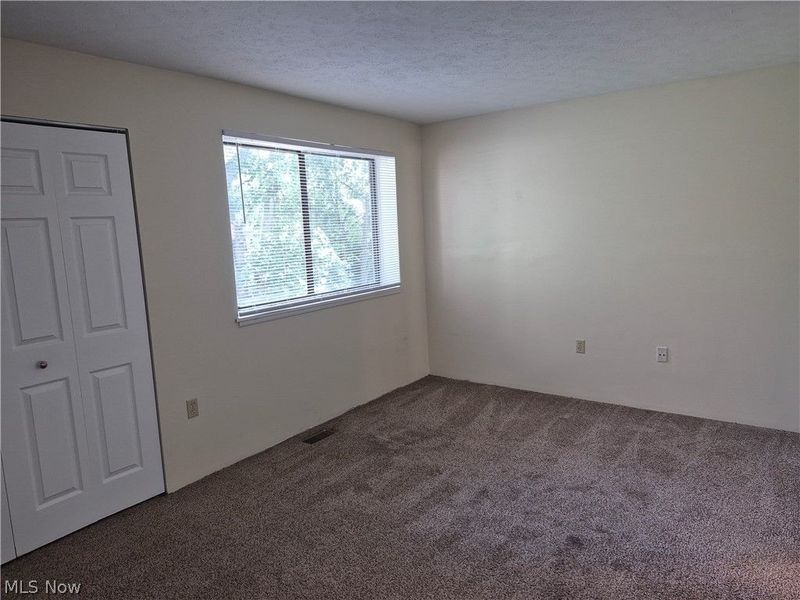 38465 North Lane, Unit A103, Willoughby, OH 44094 Photo 6