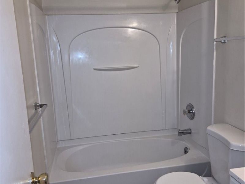 38405 North Lane, Unit E 207, Willoughby, OH 44094 Photo 10