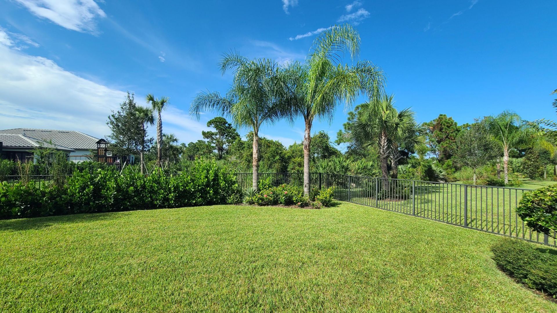 537 SE Crathes Street, Port Saint Lucie, FL 34984 Photo