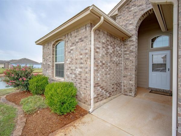 2501 Colby Court, Yukon, OK 73099
