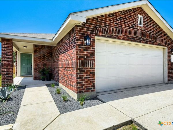 137 Pine Arbol , Buda, TX 78610