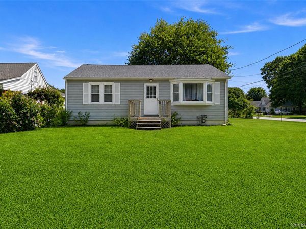 6 Hillside Avenue , Suffern, NY 10901