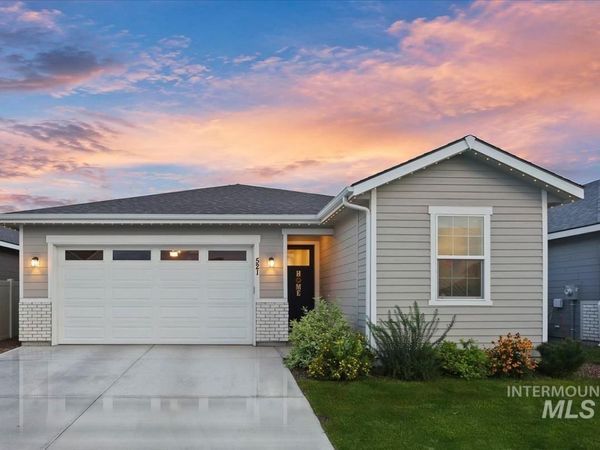 521 W Learmont St, Meridian, ID 83642
