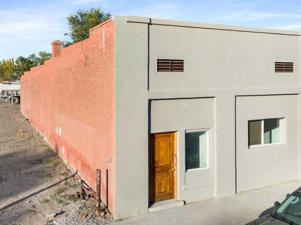 105 E Idaho St, Paul, ID 83350