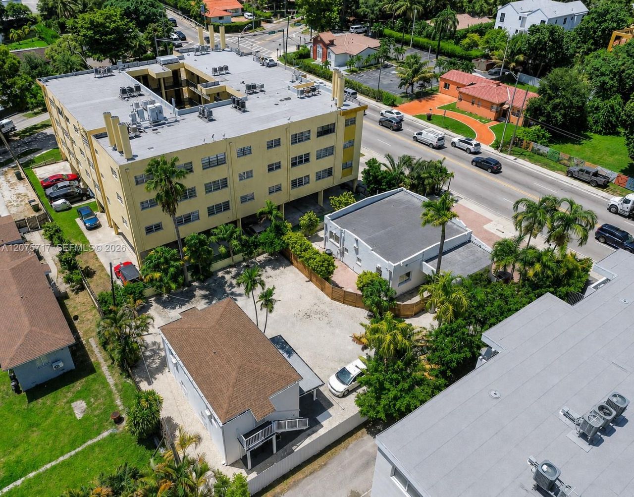 340 NE 125th St, North Miami, FL 33161 Photo