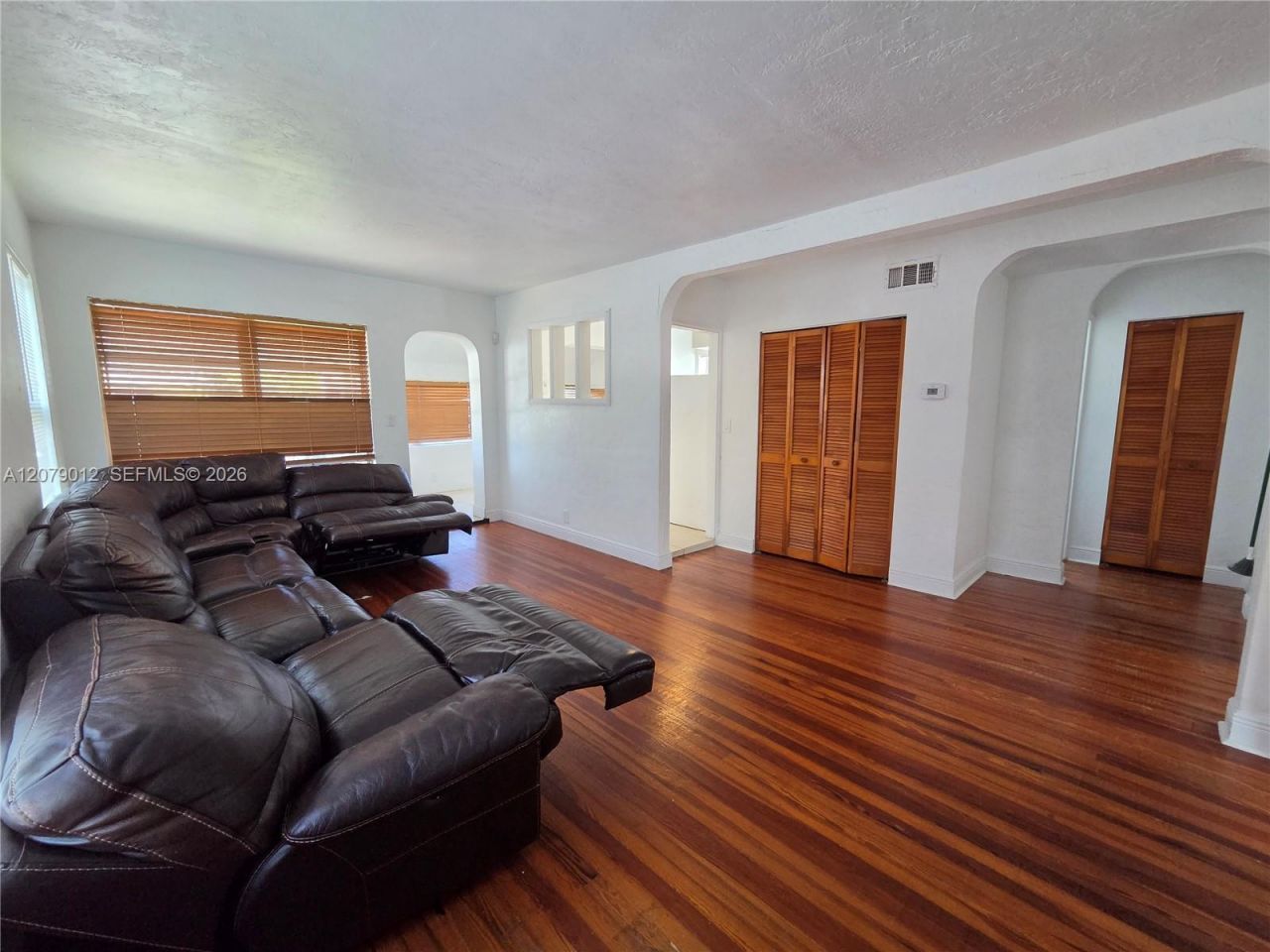 708 NE 4th St , Unit 2, Hallandale Beach, FL 33009 Photo