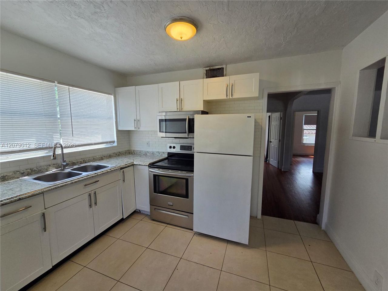 708 NE 4th St , Unit 2, Hallandale Beach, FL 33009 Photo