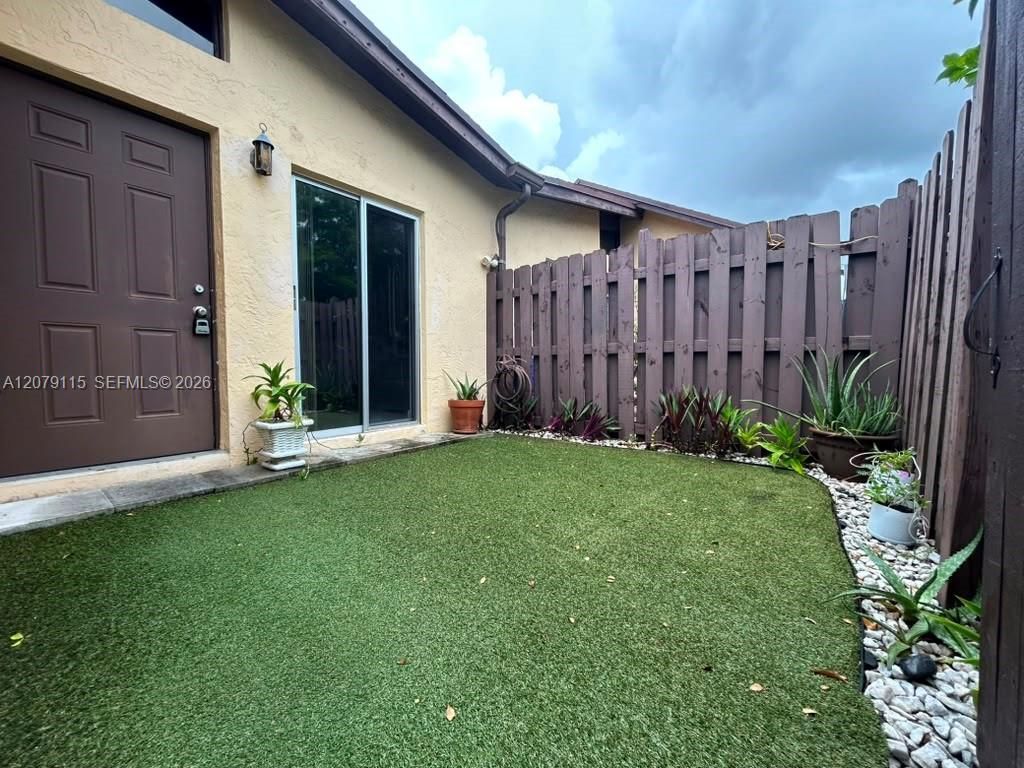 112 Fox Rd, Unit 2-50, Hollywood, FL 33024 Photo