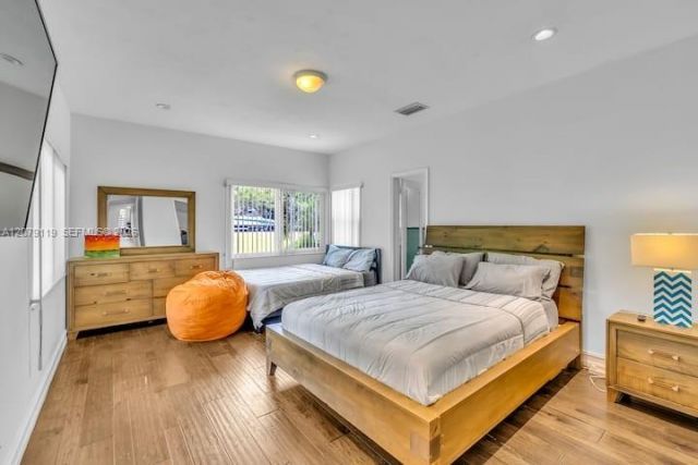 400 NE 2nd St , Unit 1, Pompano Beach, FL 33060 Photo