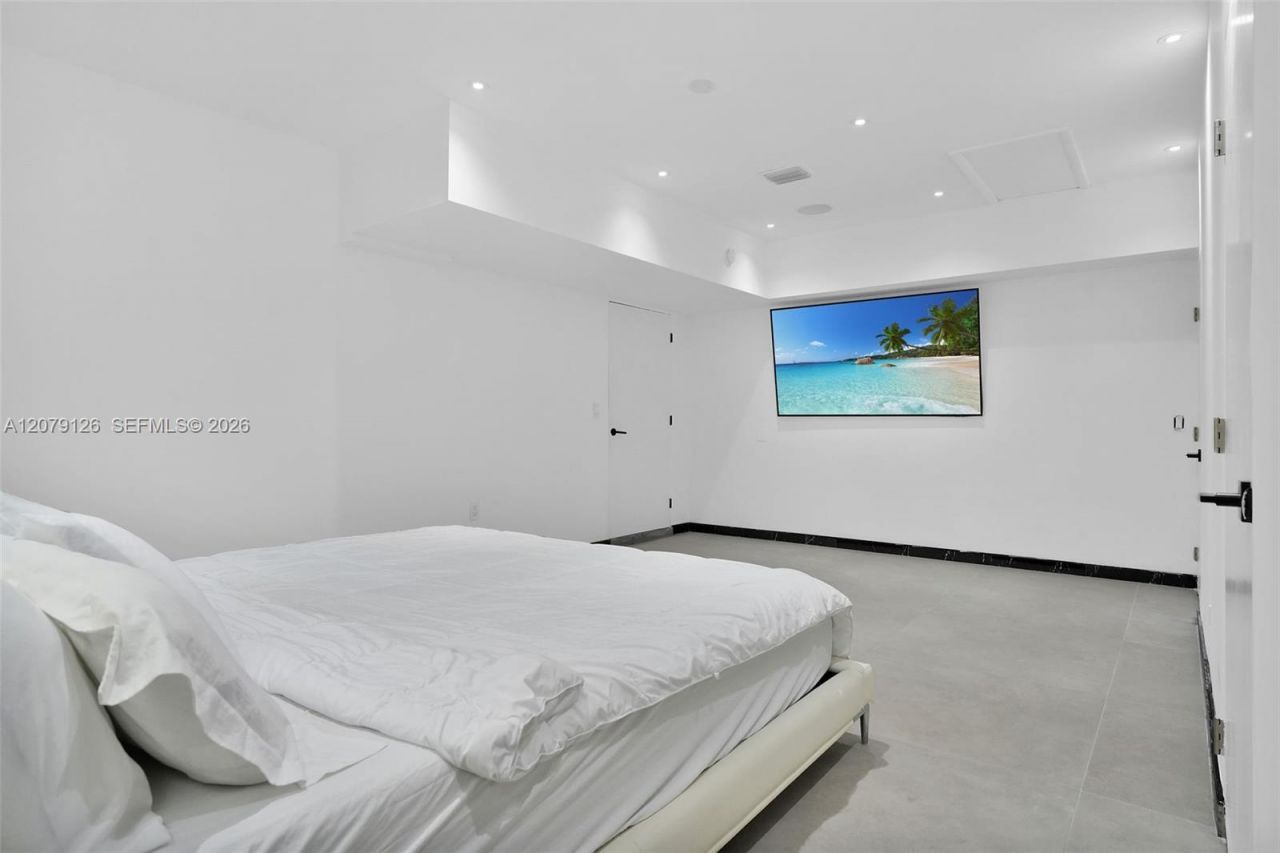 315 NE 122nd St, North Miami, FL 33161 Photo