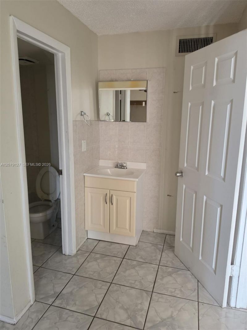 19715 SW 114th Ave , Unit 356-12, Miami, FL 33157 Photo