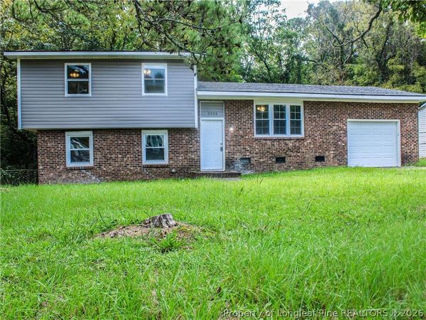 2406 W Brinkley Drive, Spring Lake, NC 28390