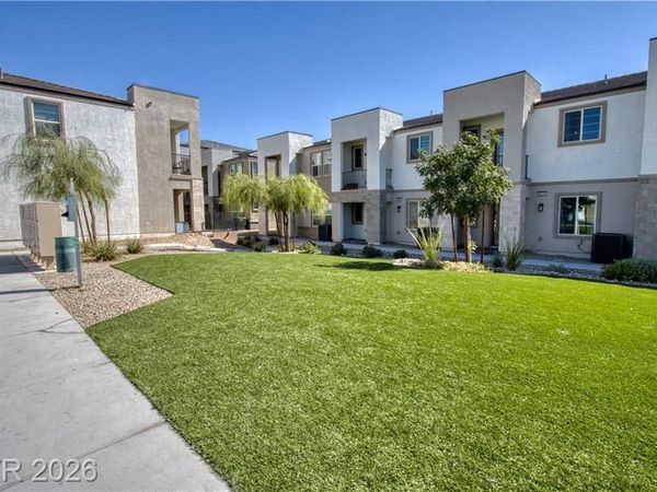 5642 Beguiling Falls Street, Las Vegas, NV 89148