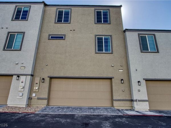 5642 Beguiling Falls Street, Las Vegas, NV 89148