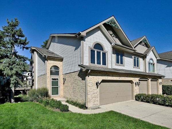 148 Schiller Square , Itasca, IL 60143