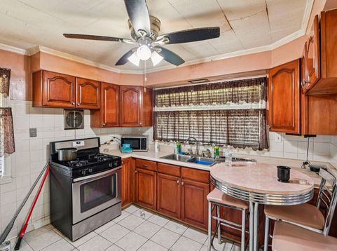 Main Photo