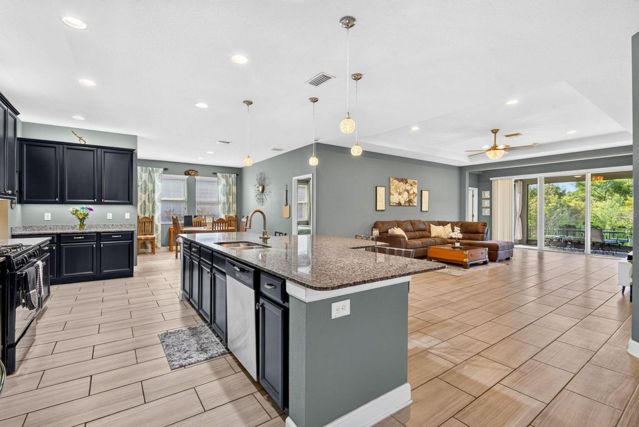 792 Rosemary Circle, Bradenton, FL 34212 Photo