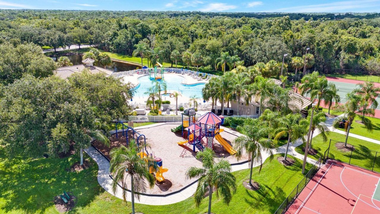 792 Rosemary Circle, Bradenton, FL 34212 Photo