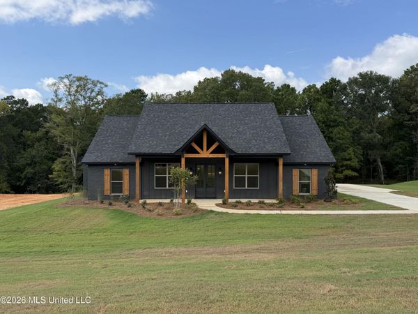934 Mullican Road, Florence, MS 39073