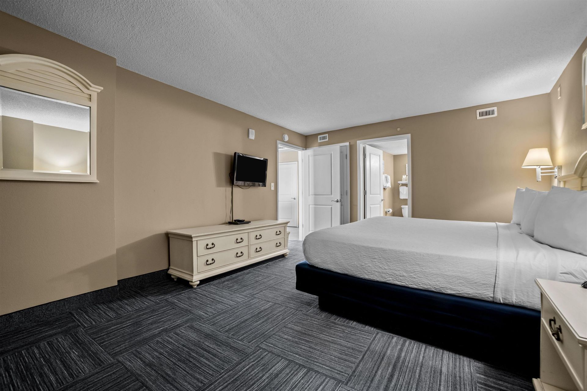 300 N Ocean Blvd. Photo 16