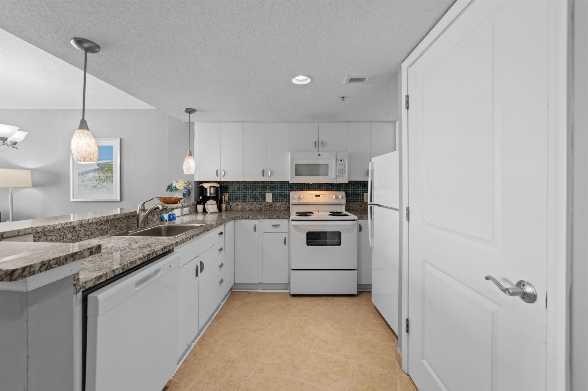 300 N Ocean Blvd. Photo 21