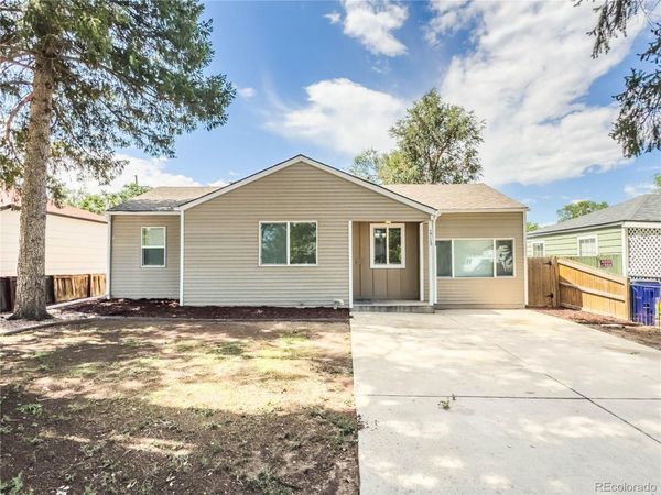 1713 Jamaica Street , Aurora, CO 80010