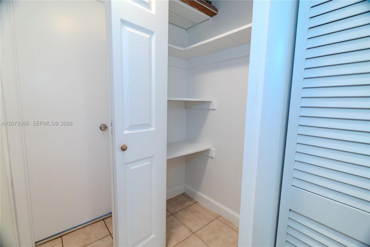 921 Jefferson Ave, Unit 3C, Miami Beach, FL 33139 Photo