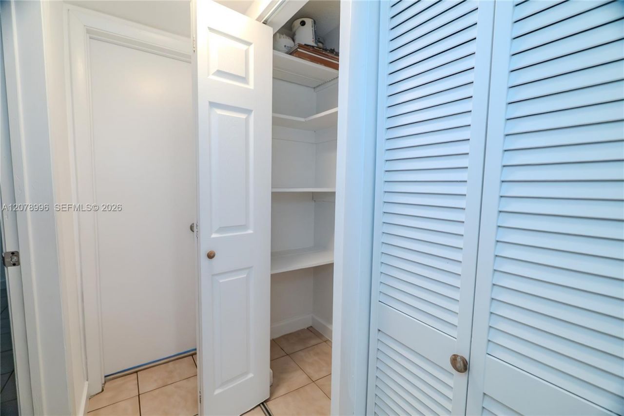 921 Jefferson Ave, Unit 3C, Miami Beach, FL 33139 Photo