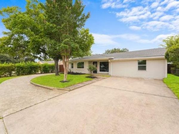 14011 Stardust Lane, Farmers Branch, TX 75234