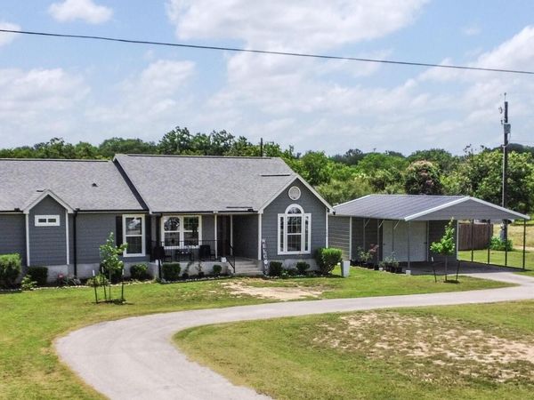 866 SEA WILLOW DR, Marion, TX 78124