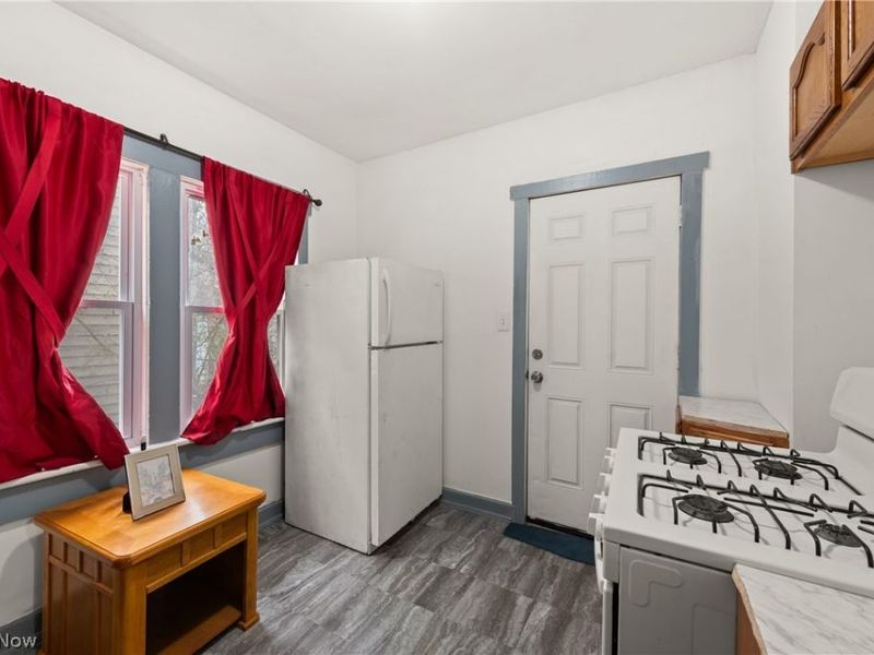 3941 W 22nd Street, Cleveland, OH 44109 Photo 14