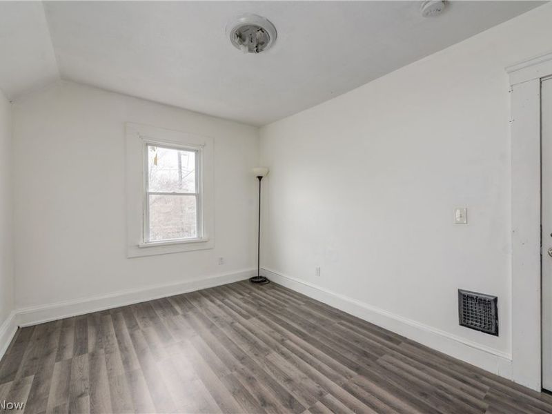 3941 W 22nd Street, Cleveland, OH 44109 Photo 18