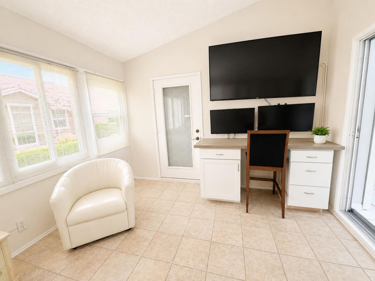 4214 SE Home Way, Port Saint Lucie, FL 34952 Photo