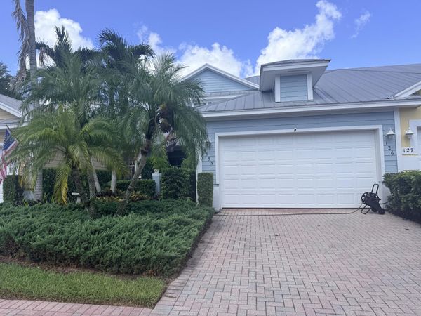 4555 BRIDGEPOINTE Way, Unit 126, Vero Beach, FL 32967