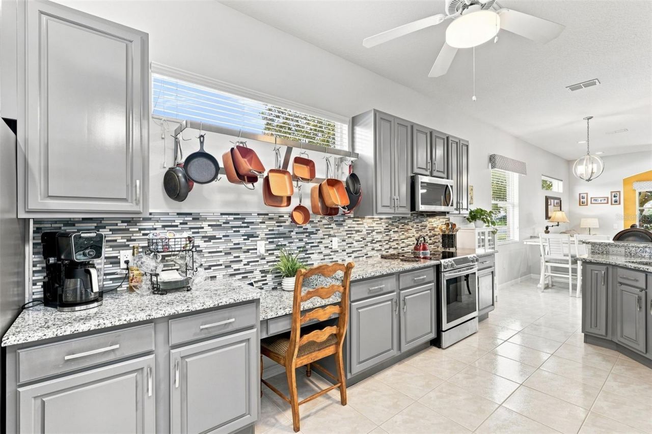 367 Foxhill Drive, Debary, FL 32713 Photo