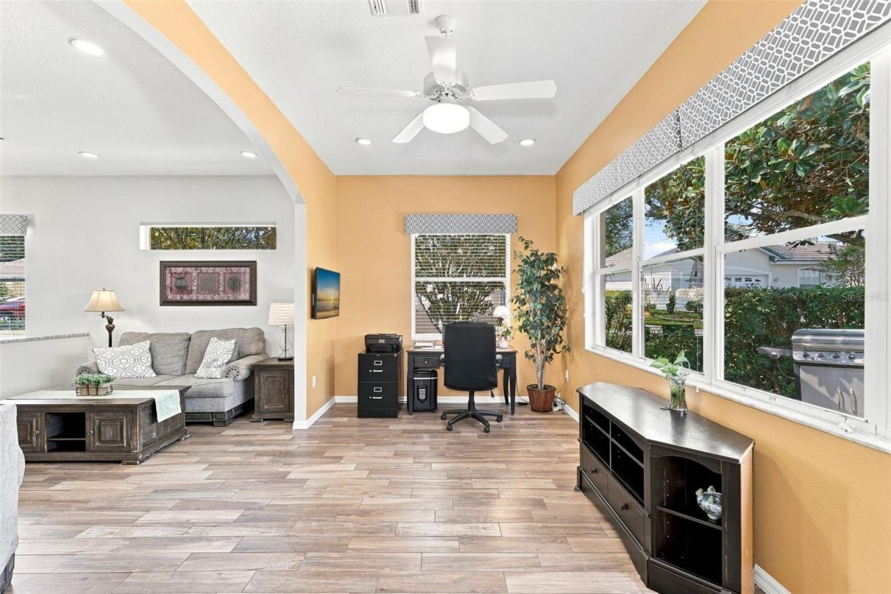 367 Foxhill Drive, Debary, FL 32713 Photo