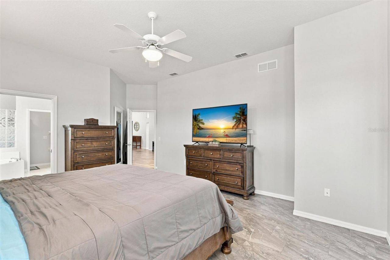 367 Foxhill Drive, Debary, FL 32713 Photo