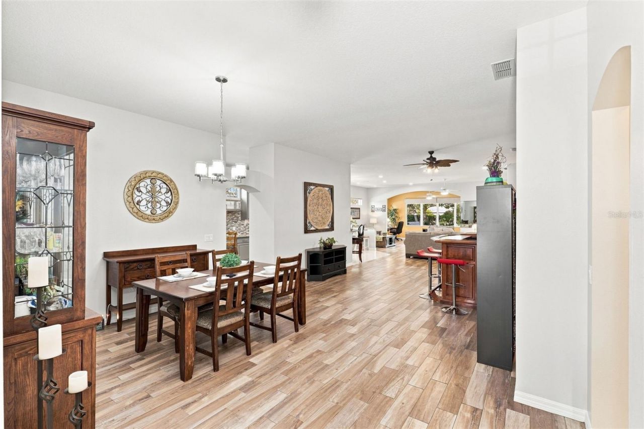 367 Foxhill Drive, Debary, FL 32713 Photo