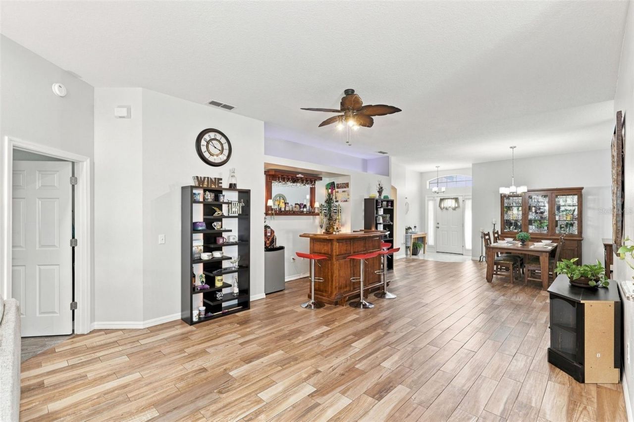 367 Foxhill Drive, Debary, FL 32713 Photo