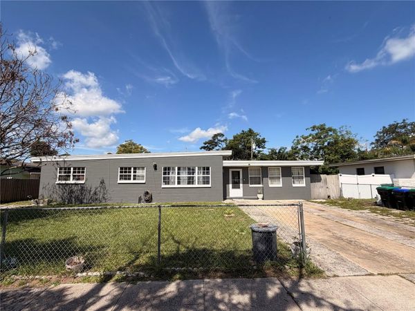 610 CAPEHART DRIVE , ORLANDO, FL 32822