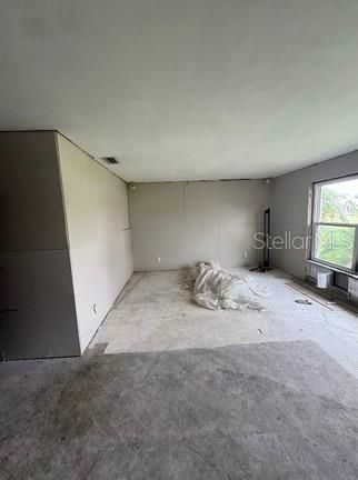 2014 Tanglewood Way Ne, Saint Petersburg, FL 33702 Photo