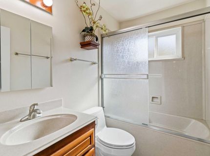611 Jo Anne Ln, Roseville, CA 95678 Photo