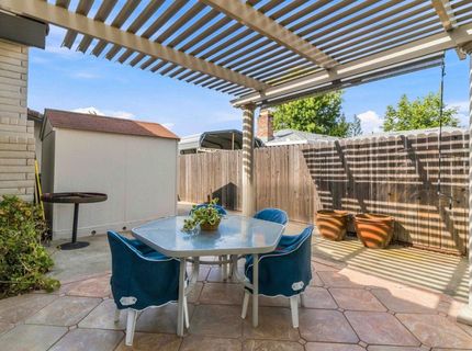 611 Jo Anne Ln, Roseville, CA 95678 Photo