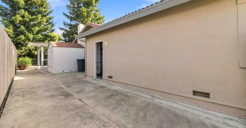 611 Jo Anne Ln, Roseville, CA 95678 Photo
