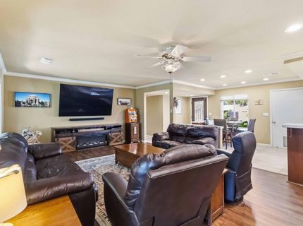 611 Jo Anne Ln, Roseville, CA 95678 Photo