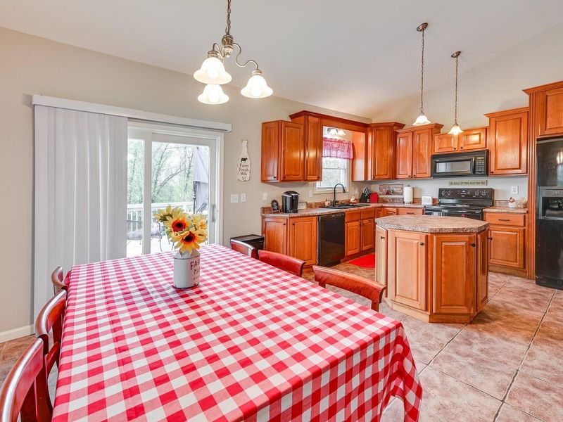 9846 Highway 330, Berry, KY 41003 Photo 12